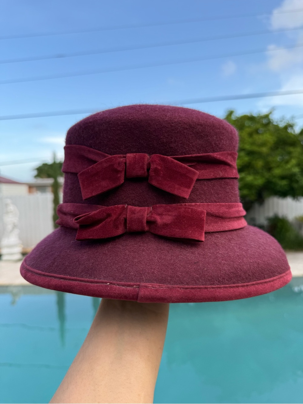 Vintage 1920s Style Burgundy Wool Felt Cloche Hat – Made in Italy